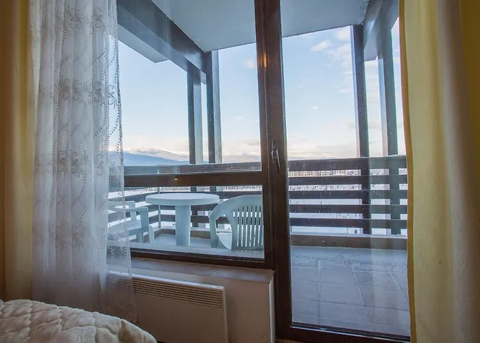 Bright In A Spacious Complex In The Valley By Flat Mаnager